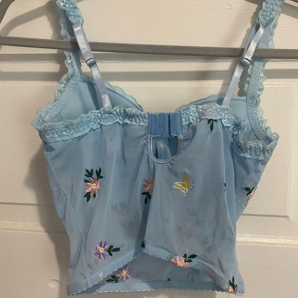 Delia’s (Dolls Kill) Blue Floral Crop Top - Picture 2 of 2